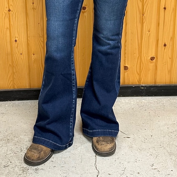 Kancan 5 Button Fly High Rise Flare Jean - Picture 4 of 4